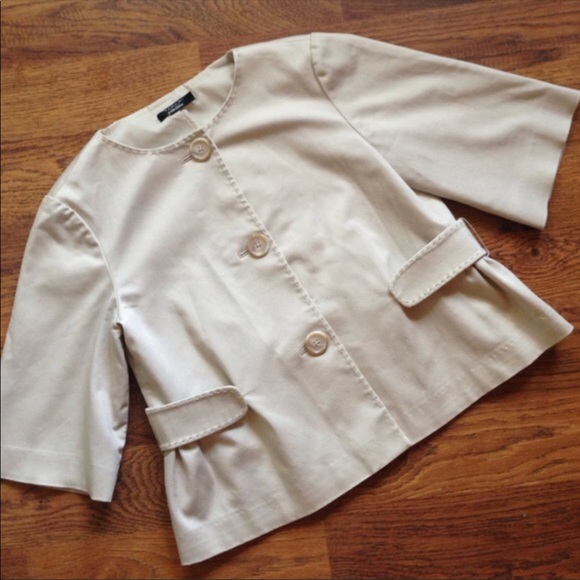 Elie Tahari Jackets & Blazers - ❤️Elie Tahari❤️